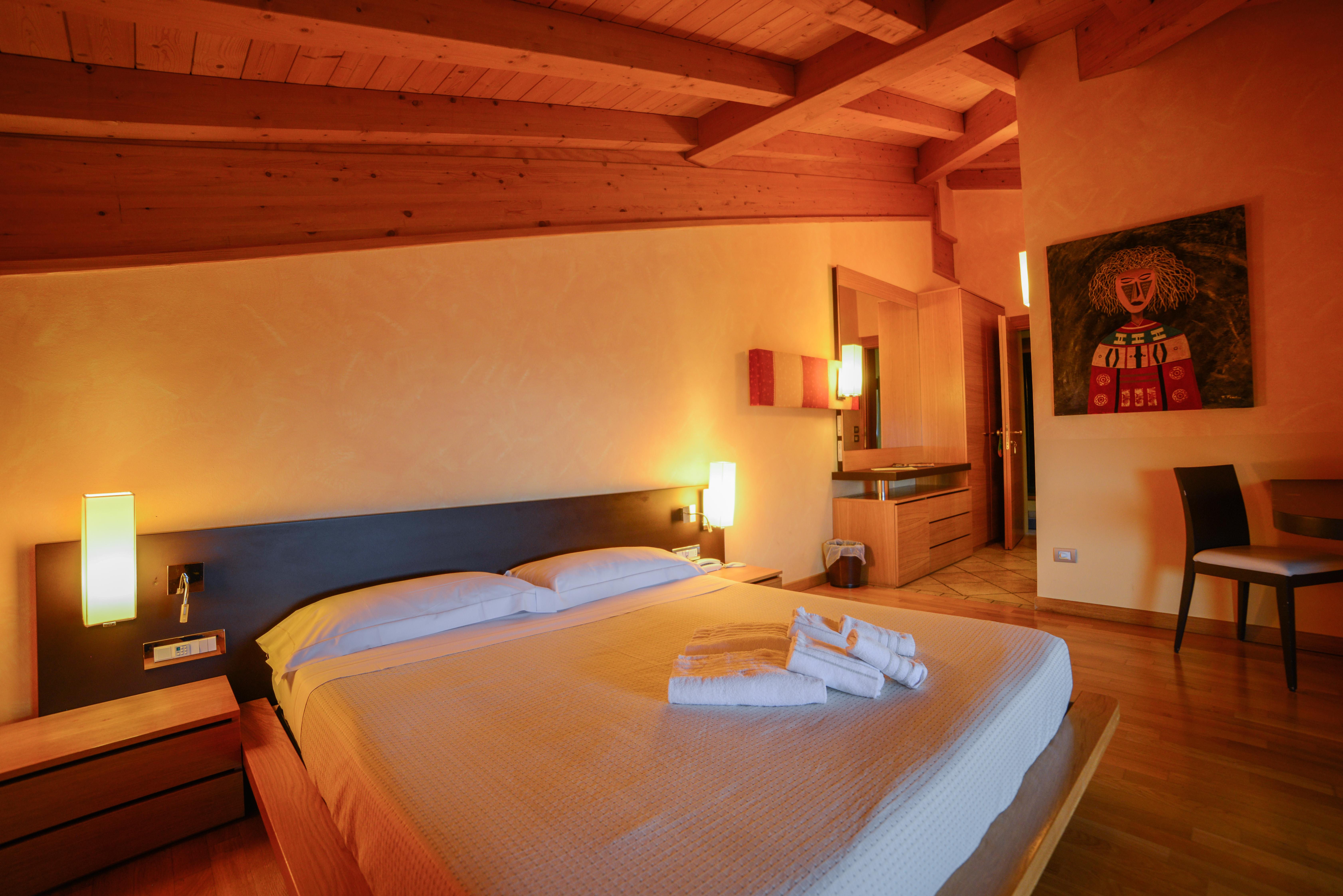 Ahg Donna Silvia Wellness Hotel Manerba del Garda Bagian luar foto